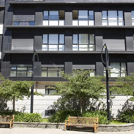 Bed and Breakfast T5 Donostia *